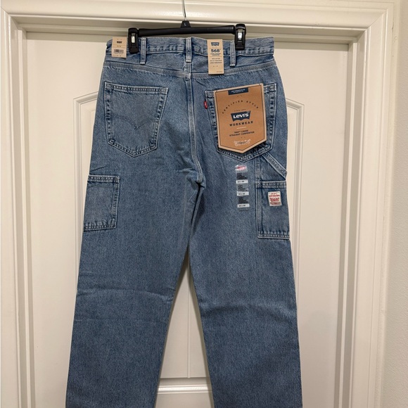 Levi's 568 Loose Straight Carpenter Jeans